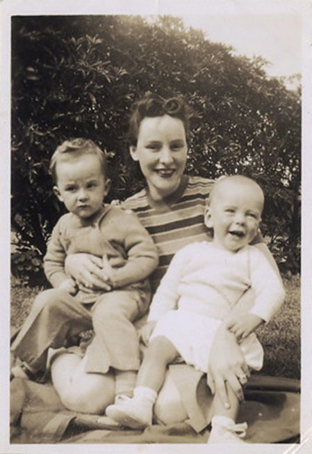 JNKDRMAFW-27333386002_8e41dc1ccc_o-706x1024