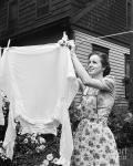 woman-hanging-laundry-out-to-dry-bettmann